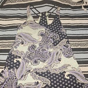 Apt. 9 Lavender and Cream Paisley Slip